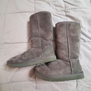 Grey Tall classic uggs II